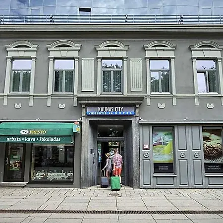 シティ 3* カウナス